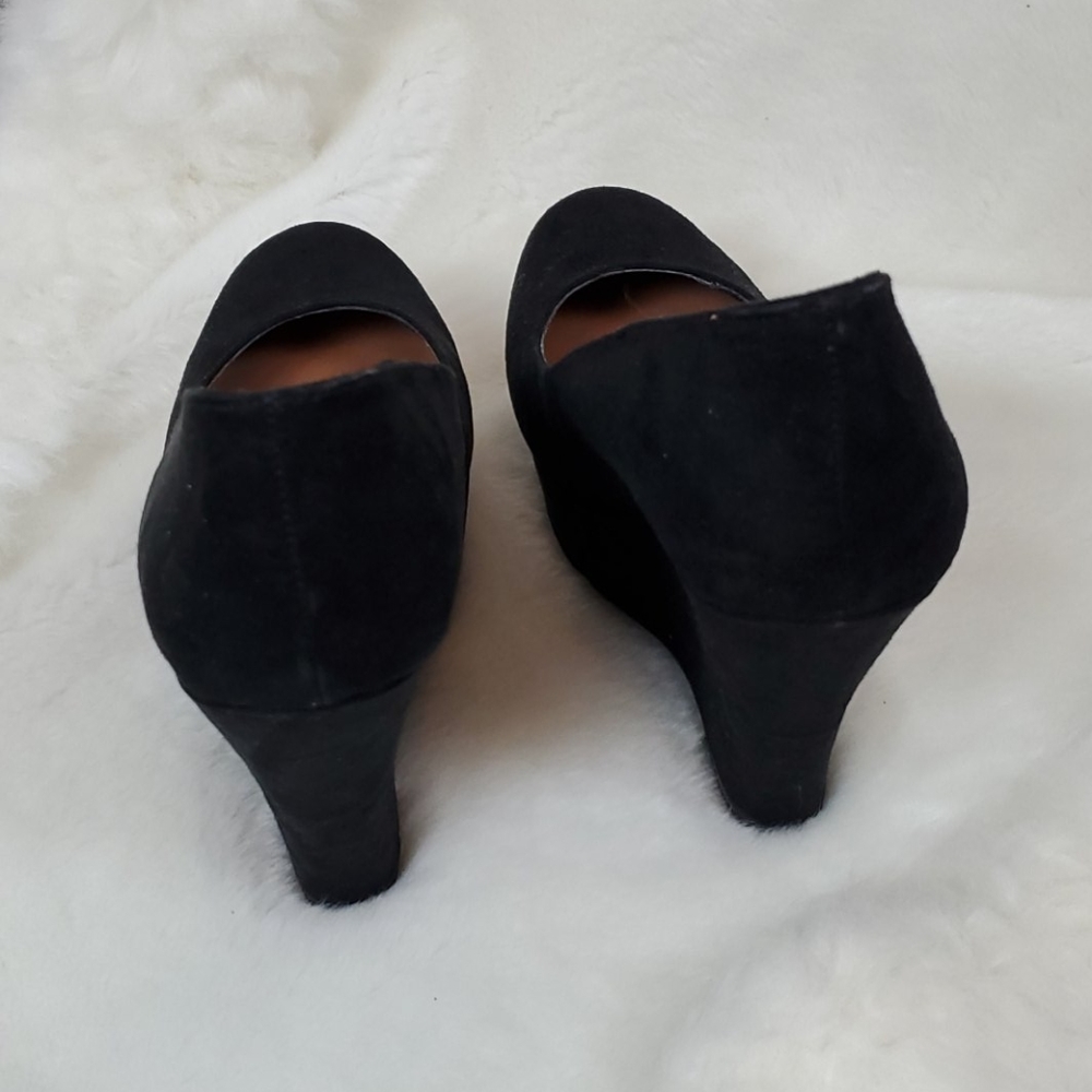 Candie's black suede wedge platform shoes size 7M - Picture 3 of 10